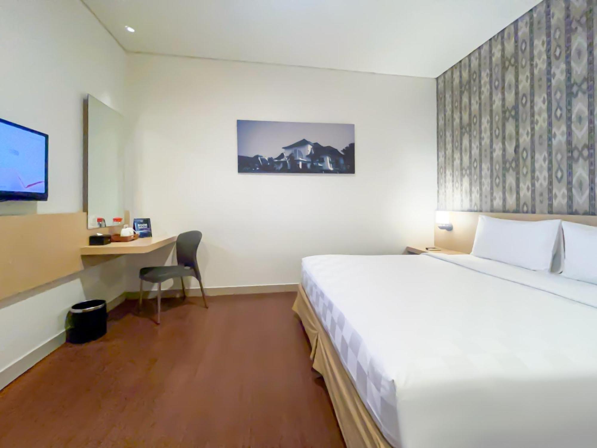 Hotel 88 Embong Malang Tunjungan Surabaya By Wh - Breakfast With The Best View On The Highest Floor And Strategic Location In The City Center Zewnętrze zdjęcie